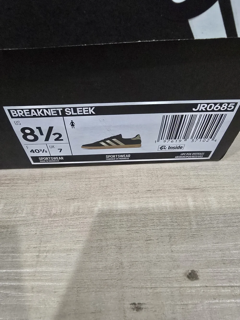 Adidas Breaknet Sleet Women'sBlack and Gold Court-Style Sneakers